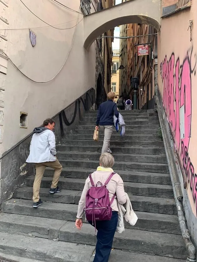 Appartamento Vacanze Cavalli Genua Lägenhet